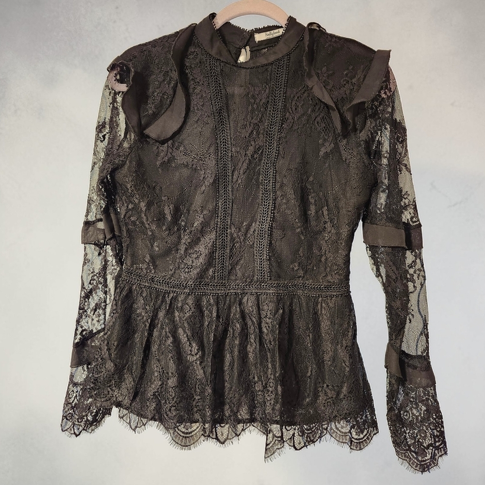 Elegant Lace Long Sleeve Top